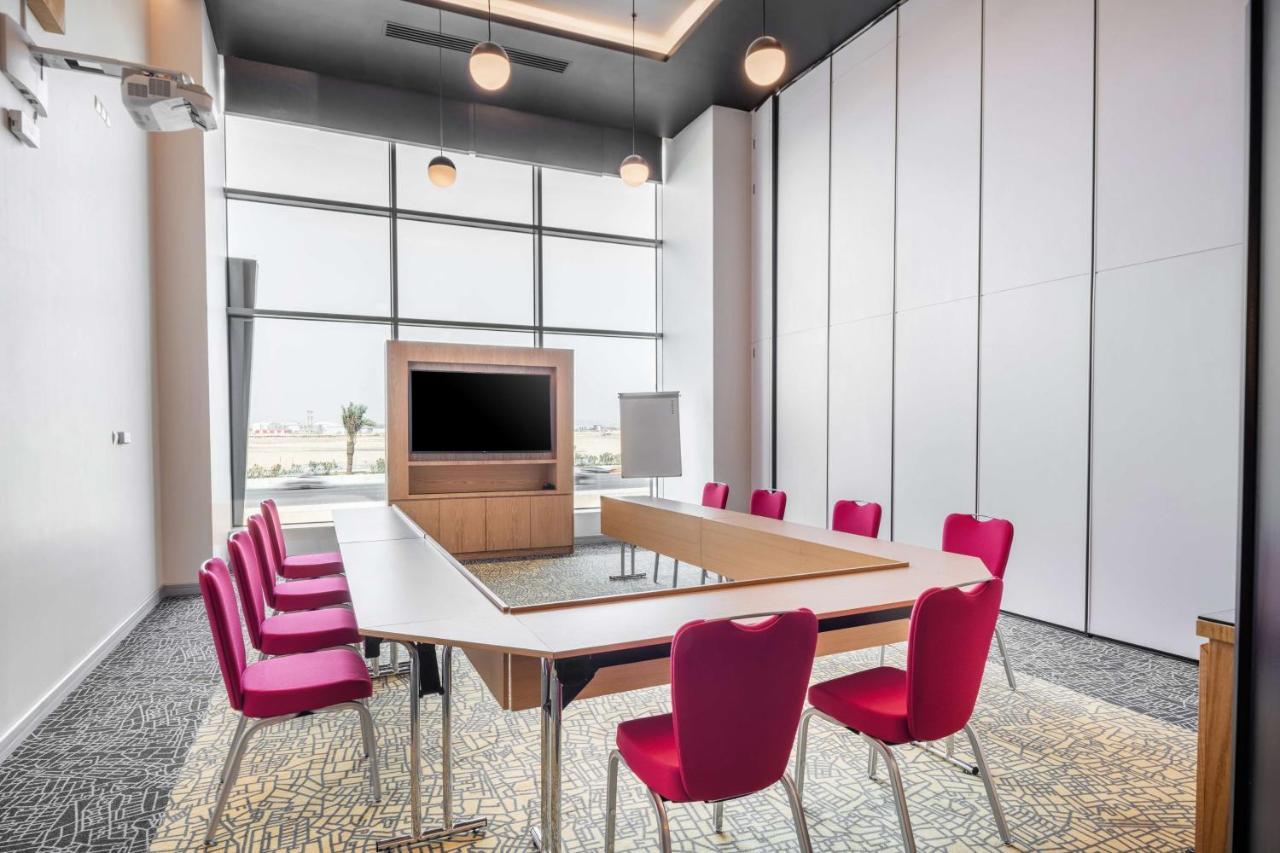 Park Inn By Radisson Jeddah Madinah Road ภายนอก รูปภาพ